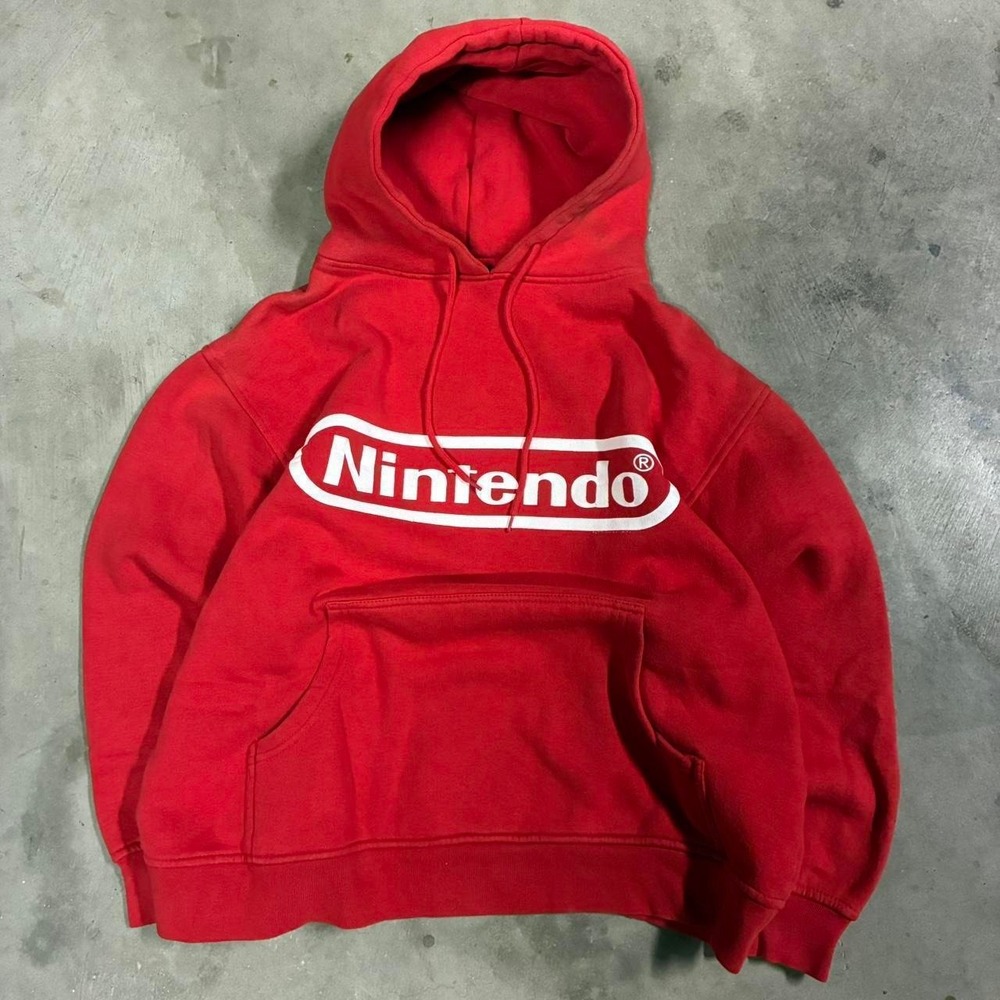 Vintage 2005 Nintendo Hoodie Boxy Gaming Spellout Graphic Gamer